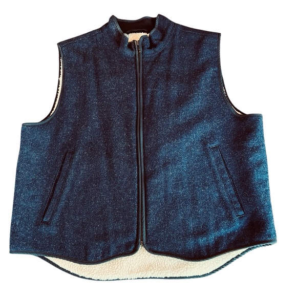 L.L. Bean Wool Sherpa Lined Outerwear Vest Navy Size XL - Picture 14 of 16